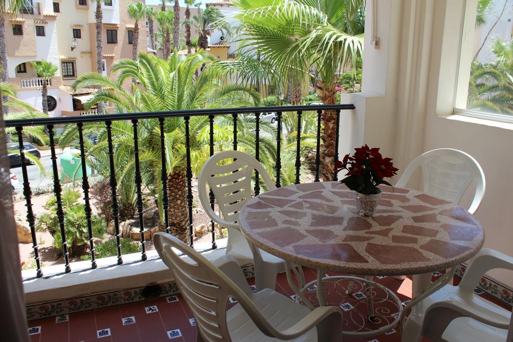 Aldea Del Mar Apartment Torrevieja Bagian luar foto