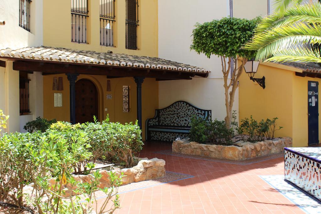 Aldea Del Mar Apartment Torrevieja Bagian luar foto